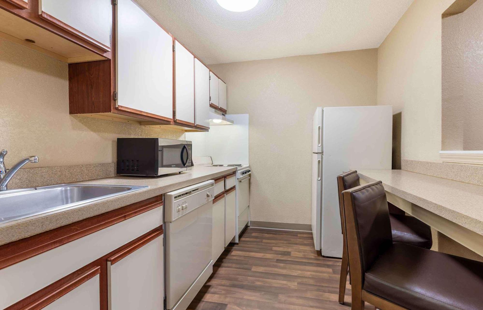 Extended Stay America Select Suites - Atlanta - Alpharetta - Northpoint - East Экстерьер фото